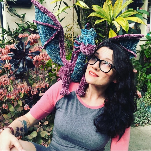 Meet your Posher, Heather - Picture 1 of 2